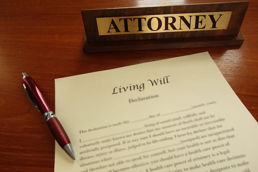 Advance Medical Directives: Facts About Medical Living Wills And Powers of Attorney - Featured Image